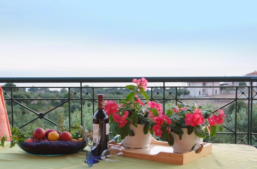 Sofia Luxury Maisonettes Nikiti  Rum bild