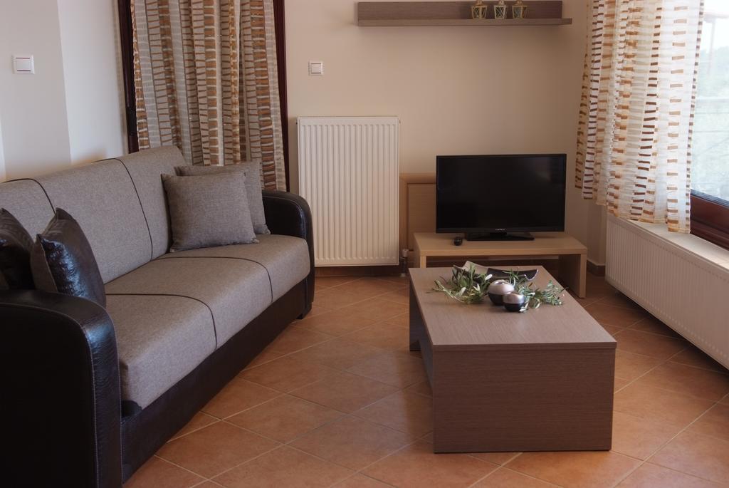 Sofia Luxury Maisonettes Nikiti  Rum bild