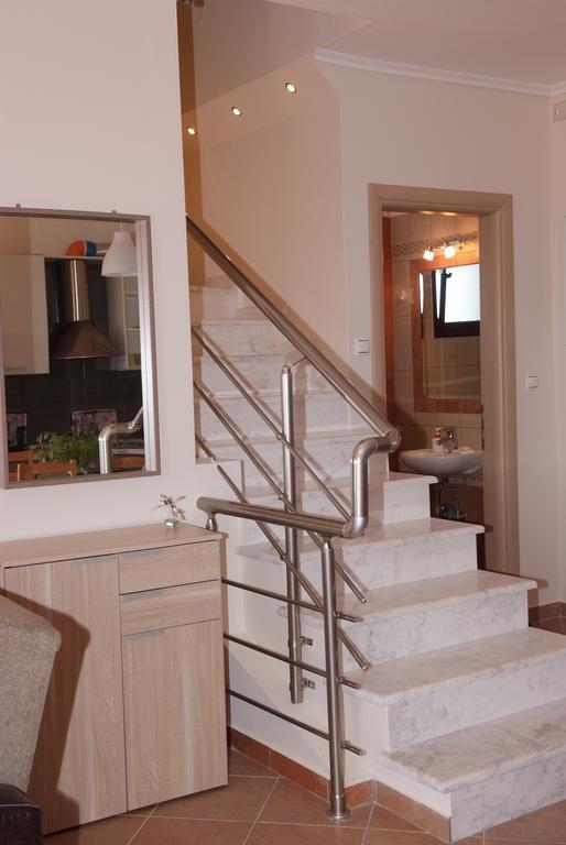 Sofia Luxury Maisonettes Nikiti  Rum bild